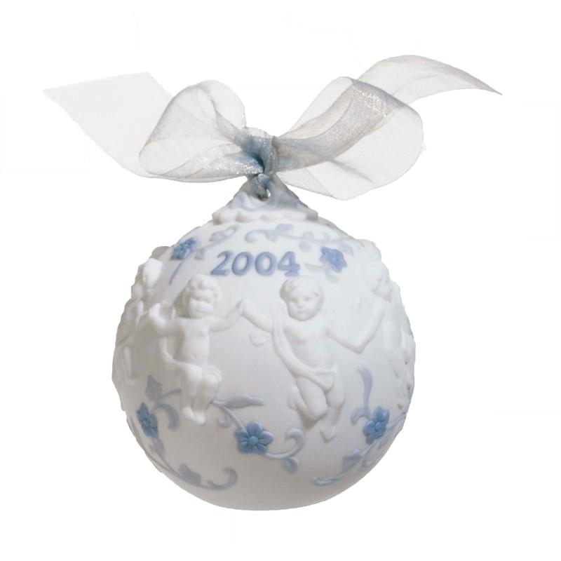 01016736 2004 Christmas Ball