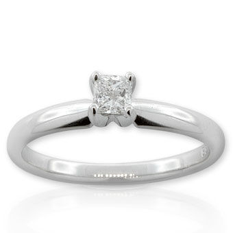 Ikuma Canadian Princess Cut Diamond Solitaire Ring 14K, 1/4 ct.