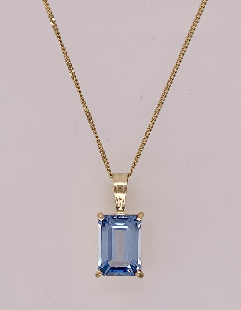 14K Synthetic Aquamarine Pendant