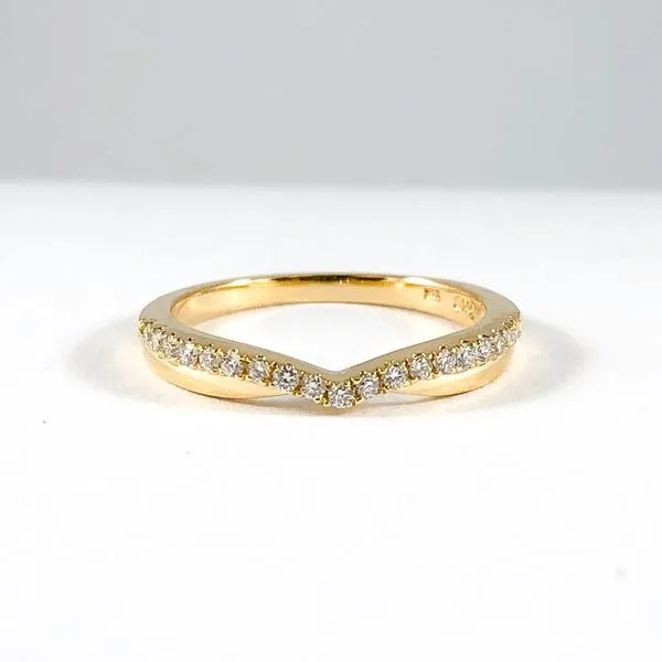 .19ctw Diamond and 14k Yellow Gold Curved Band