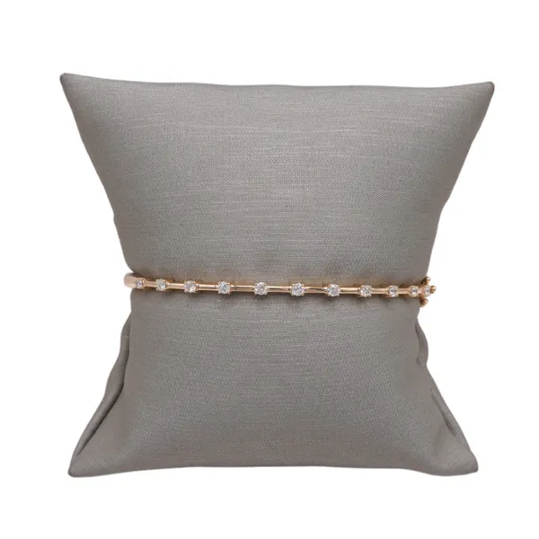 .50ctw Diamond Hinged Bangle in 14k Yellow Gold