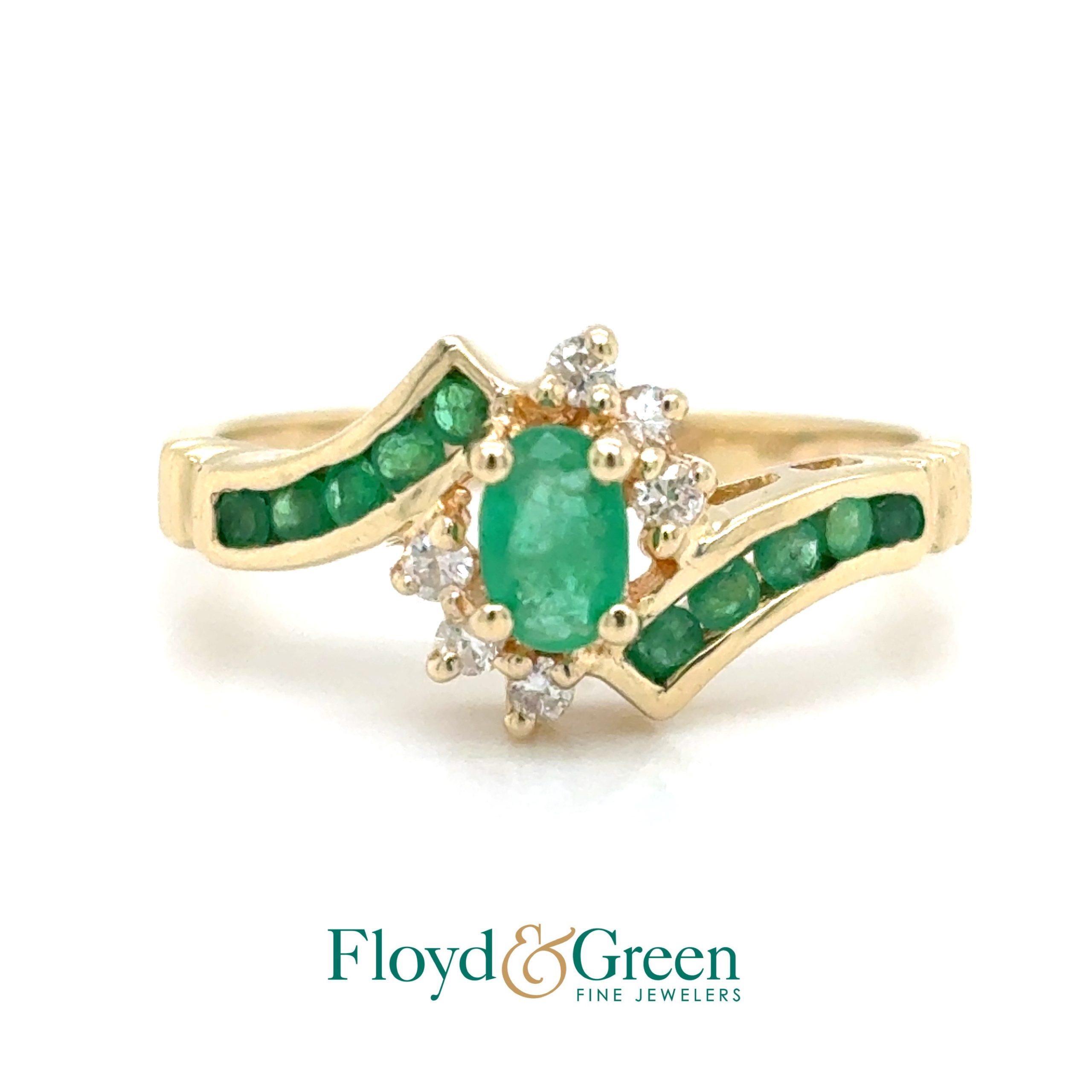 10KY Diamond & Emerald Ring, 6 Rd Diamonds, 0.09ct, I SI1-SI2, 1 Oval Emerald, 0.20ct, 10 Rd Emeralds, 0.12ct, Moderately Strong Green, Size 6.25