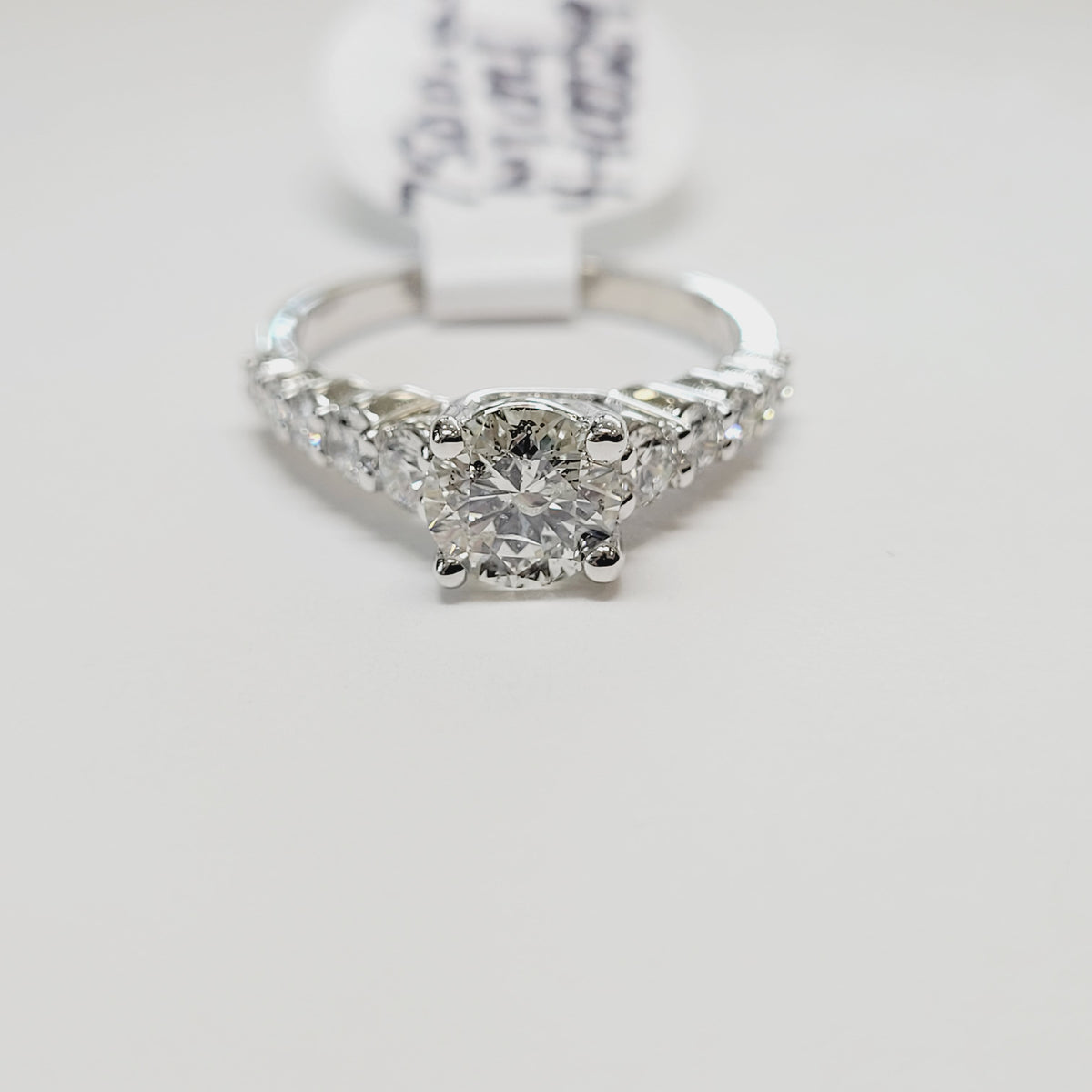 1.04 Carat Round Brilliant Engagement Ring