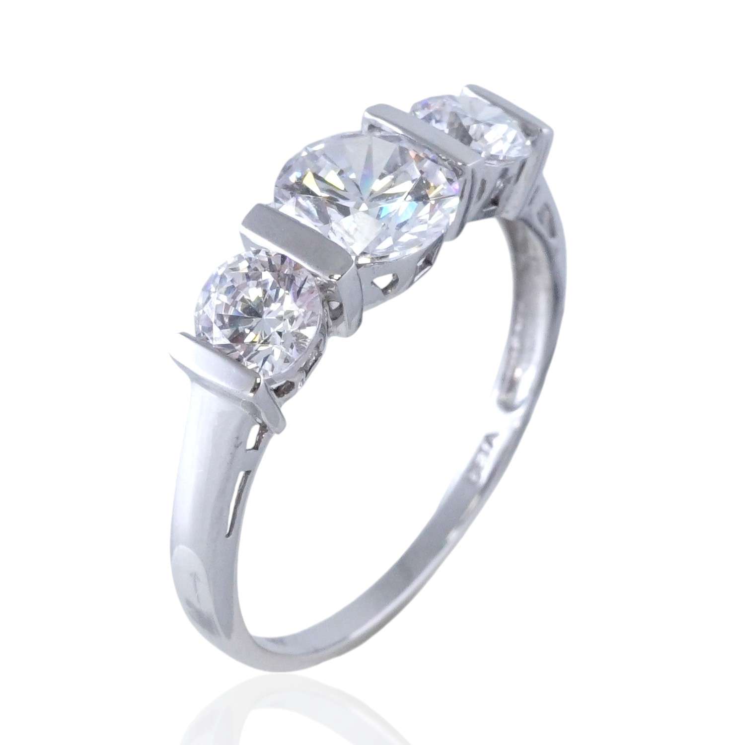 10k White Gold 3 Stones Fancy Ring