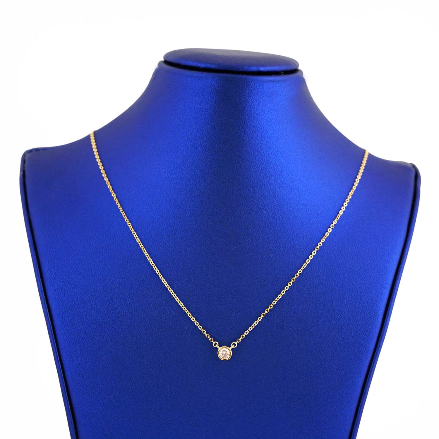 14k Yellow Gold Button Design Necklace