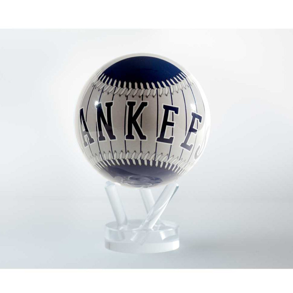 4.5 MLB® Yankees™ MOVA Globe