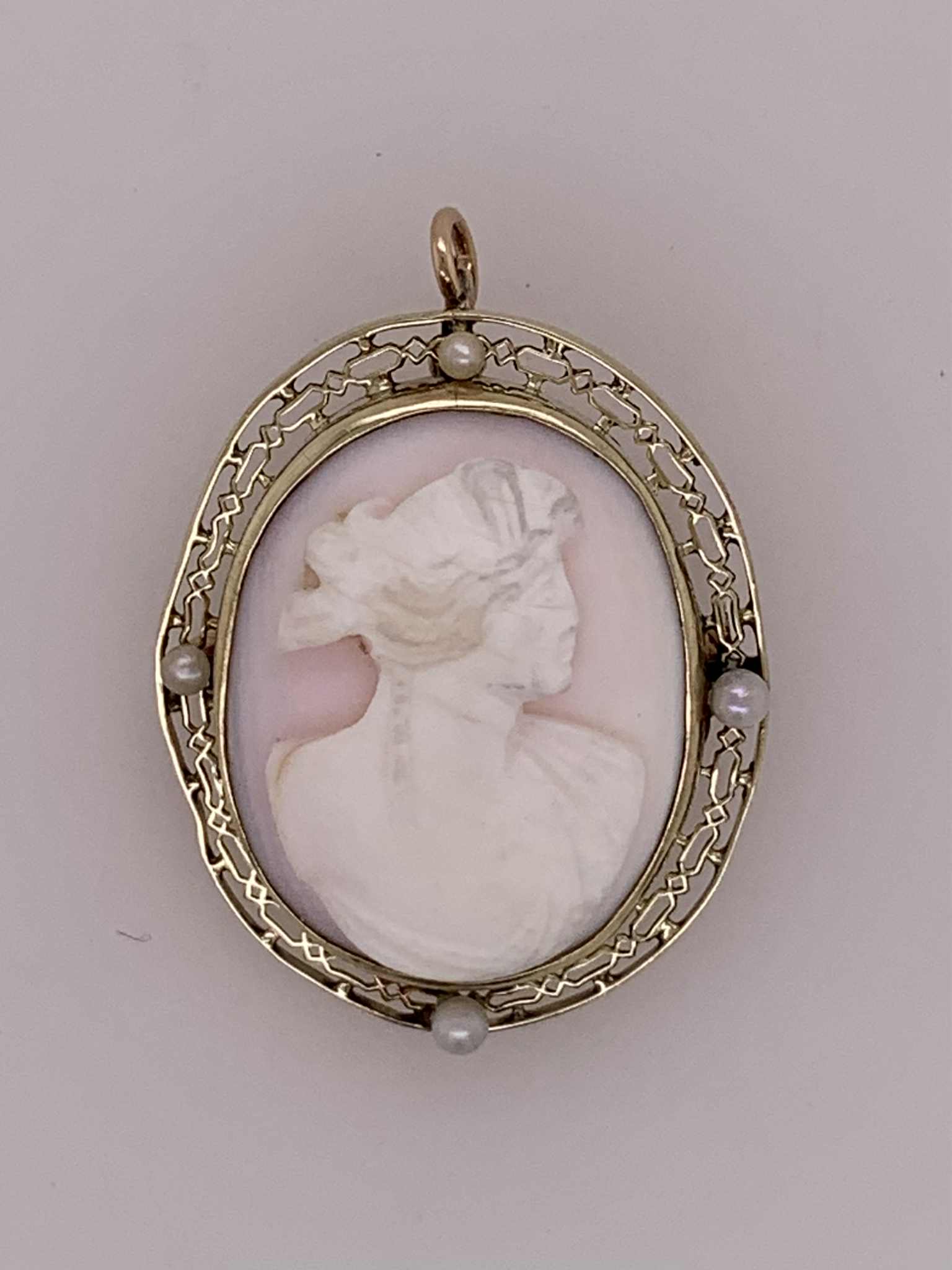 Estate Cameo Brooch/Pendant