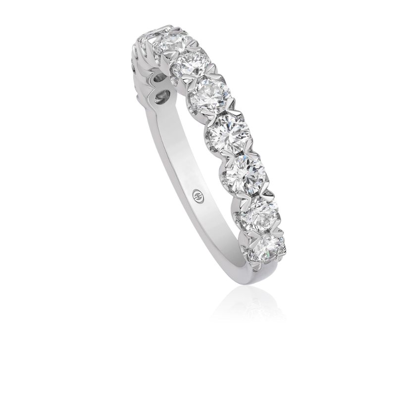 G52B-11-125-14W Wedding Band In 14k White Gold With 11 Round Cut Diamonds