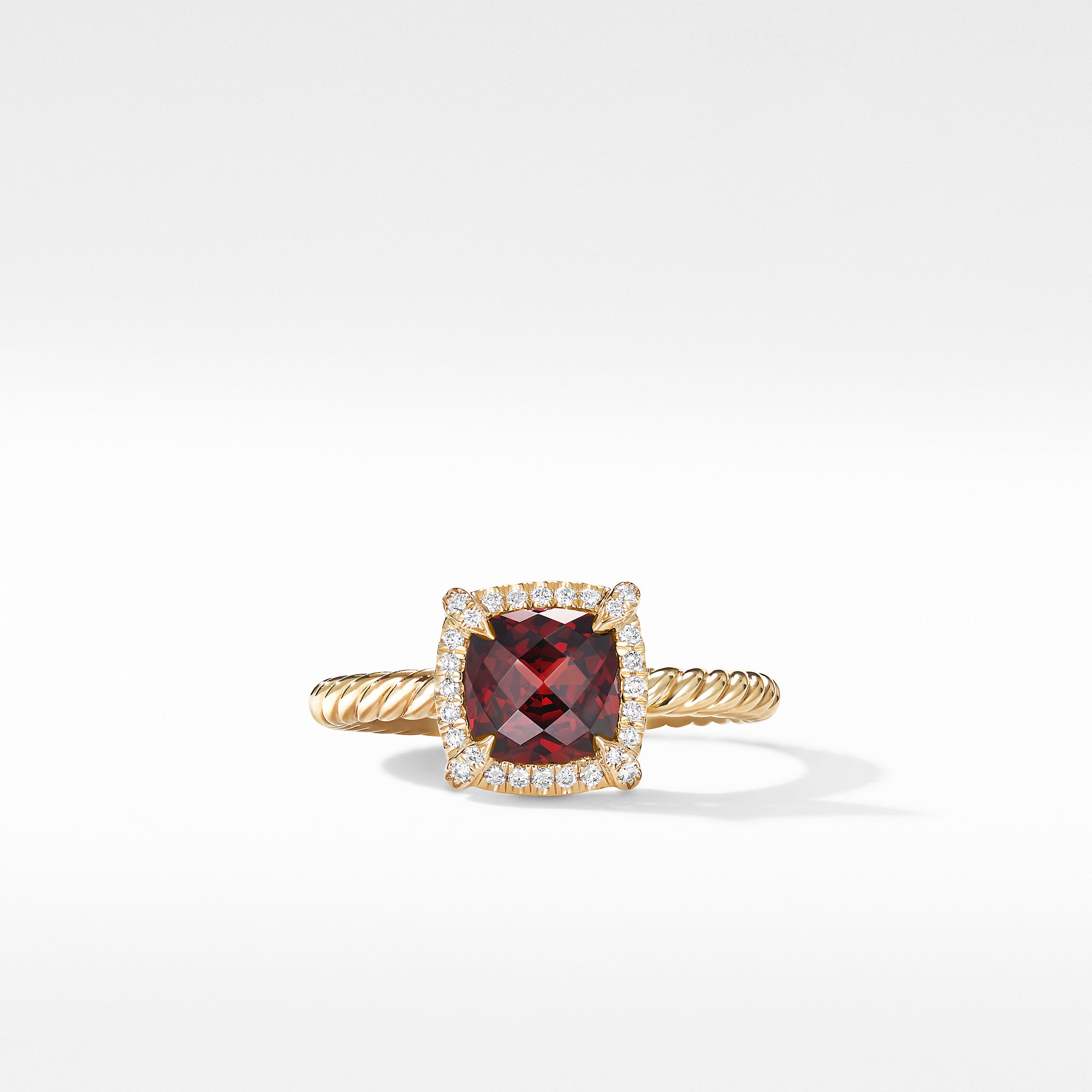 David Yurman Petite Chatelaine Pave Bezel Ring in 18k Yellow Gold with Garnet- R14202D88AGADI65