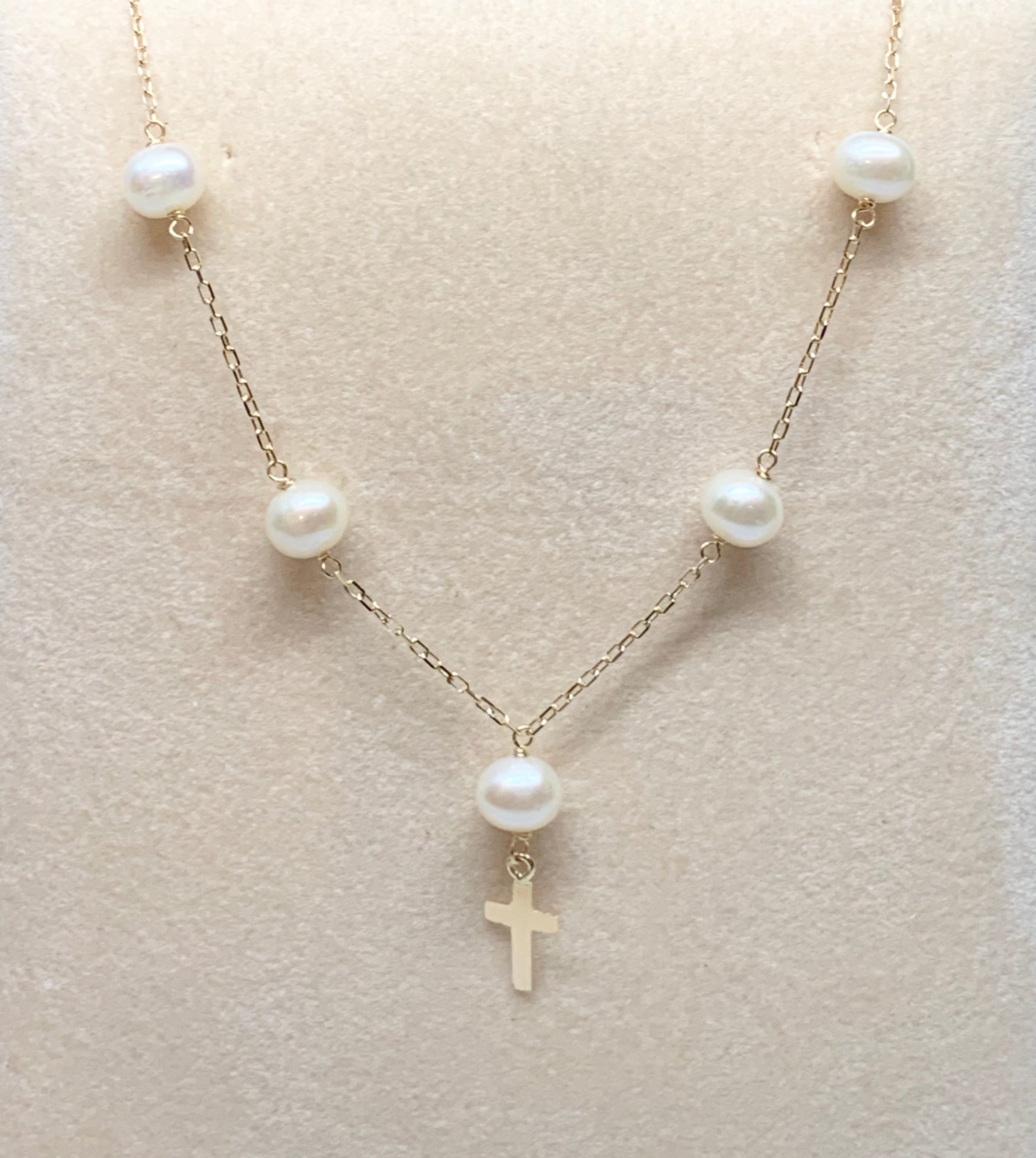 Freshwater Pearl Necklace with 14K Cross