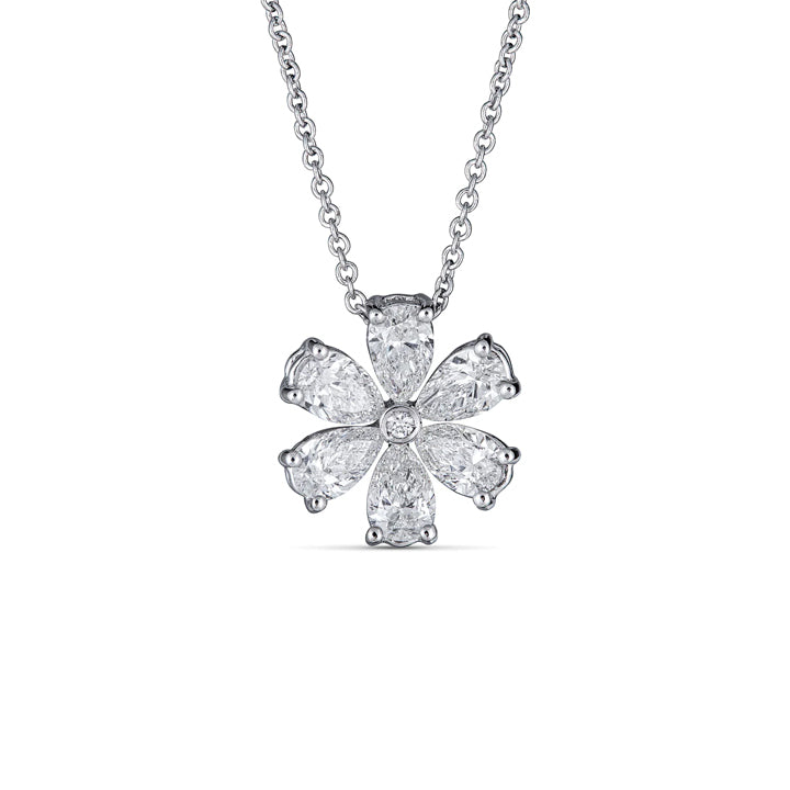 Zydo 18K White Gold Diamond Flower Pendant Necklace